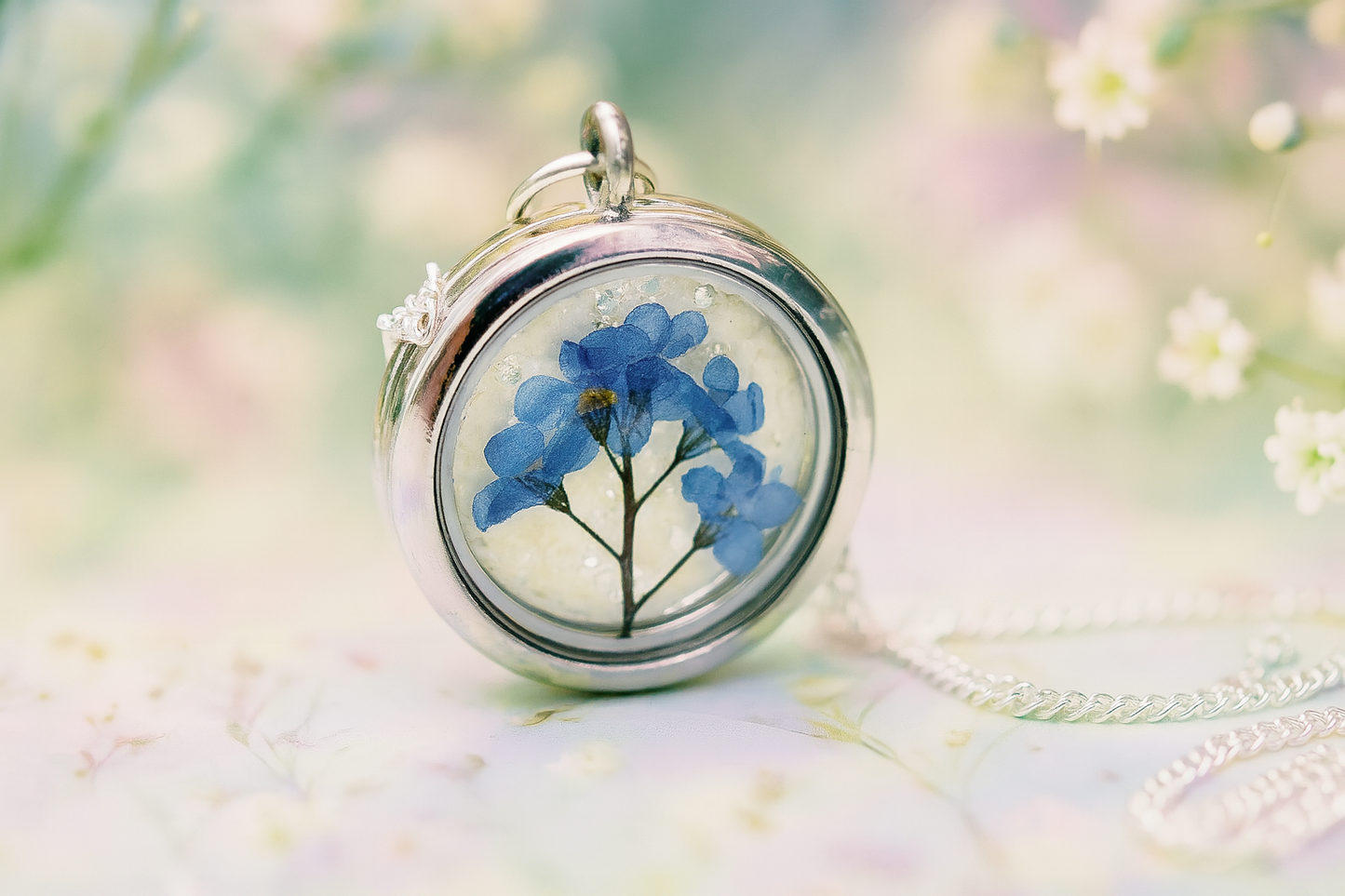Forget me Not Necklace, Locket Necklace, Pressed Flower Necklace, Bridesmaid Jewelry, Remembrance Gift, Jewelry for Women