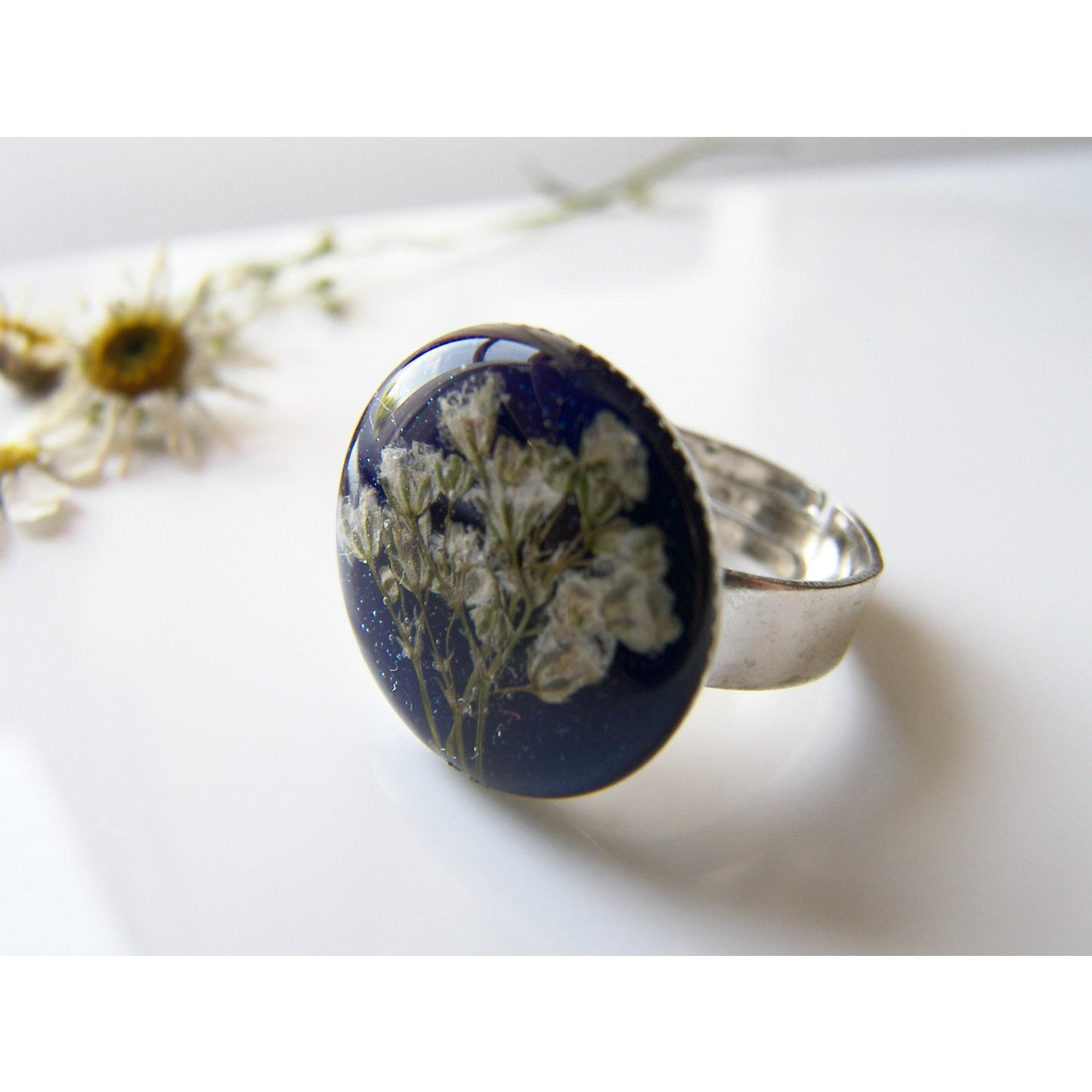 Blue Resin Ring, Pressed Flower Blue Ring, Gift for Women, Botanical Ring, Pressed Flower Jewelry