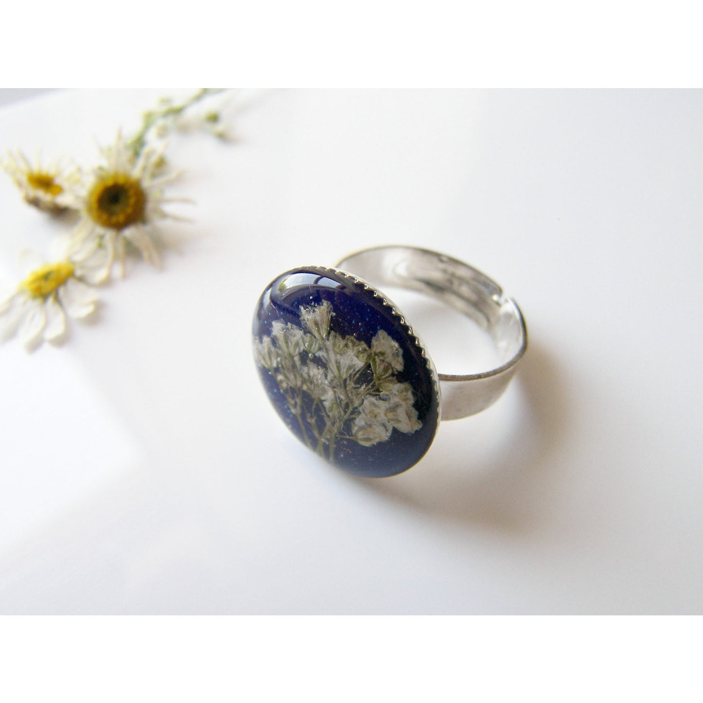 Blue Resin Ring, Pressed Flower Blue Ring, Gift for Women, Botanical Ring, Pressed Flower Jewelry