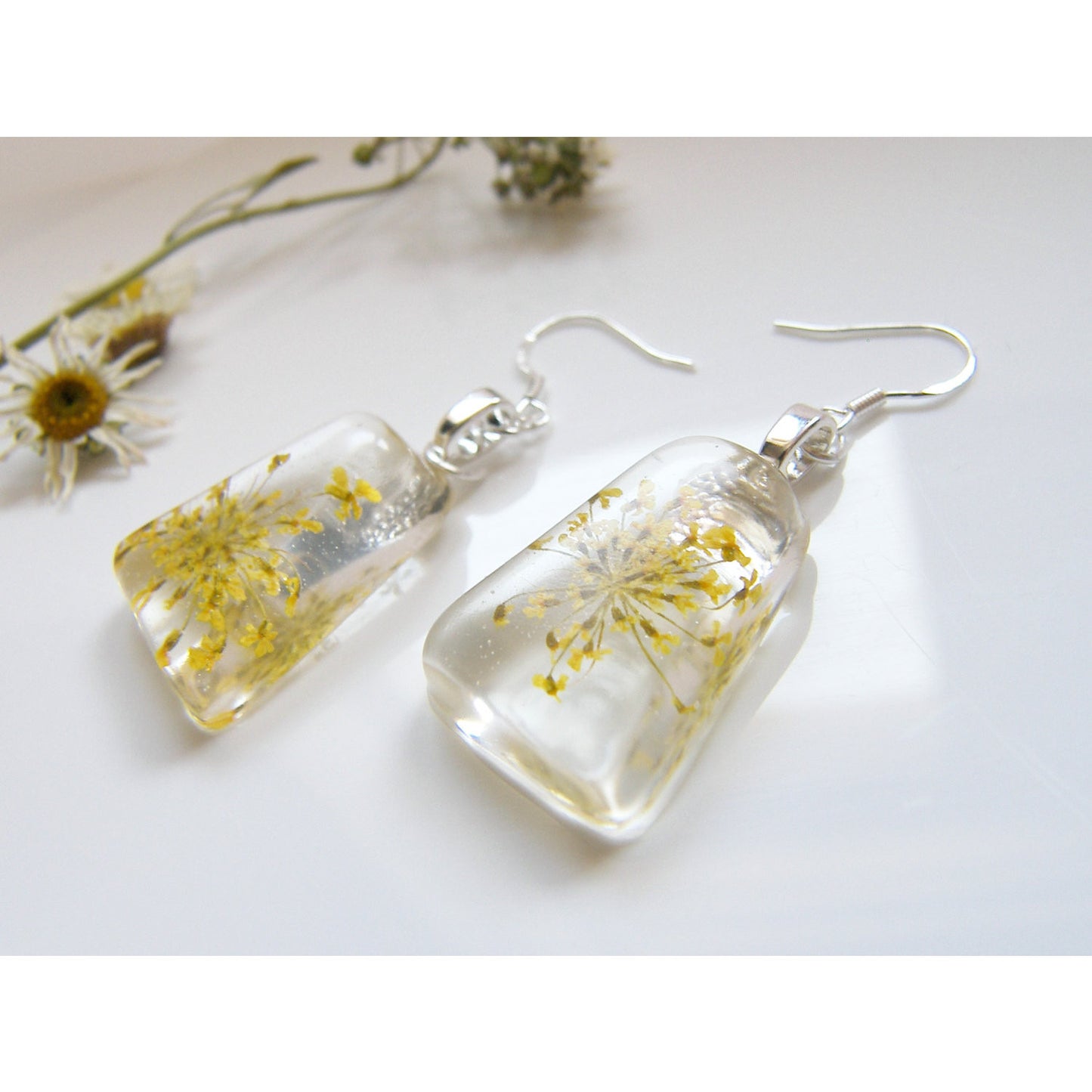 Yellow Flower Earrings, Resin Earrings, Yellow Lace Earrings, Pressed Flower Jewelry, Bridesmaid Gift, Nature Earrings, Christmas Gift