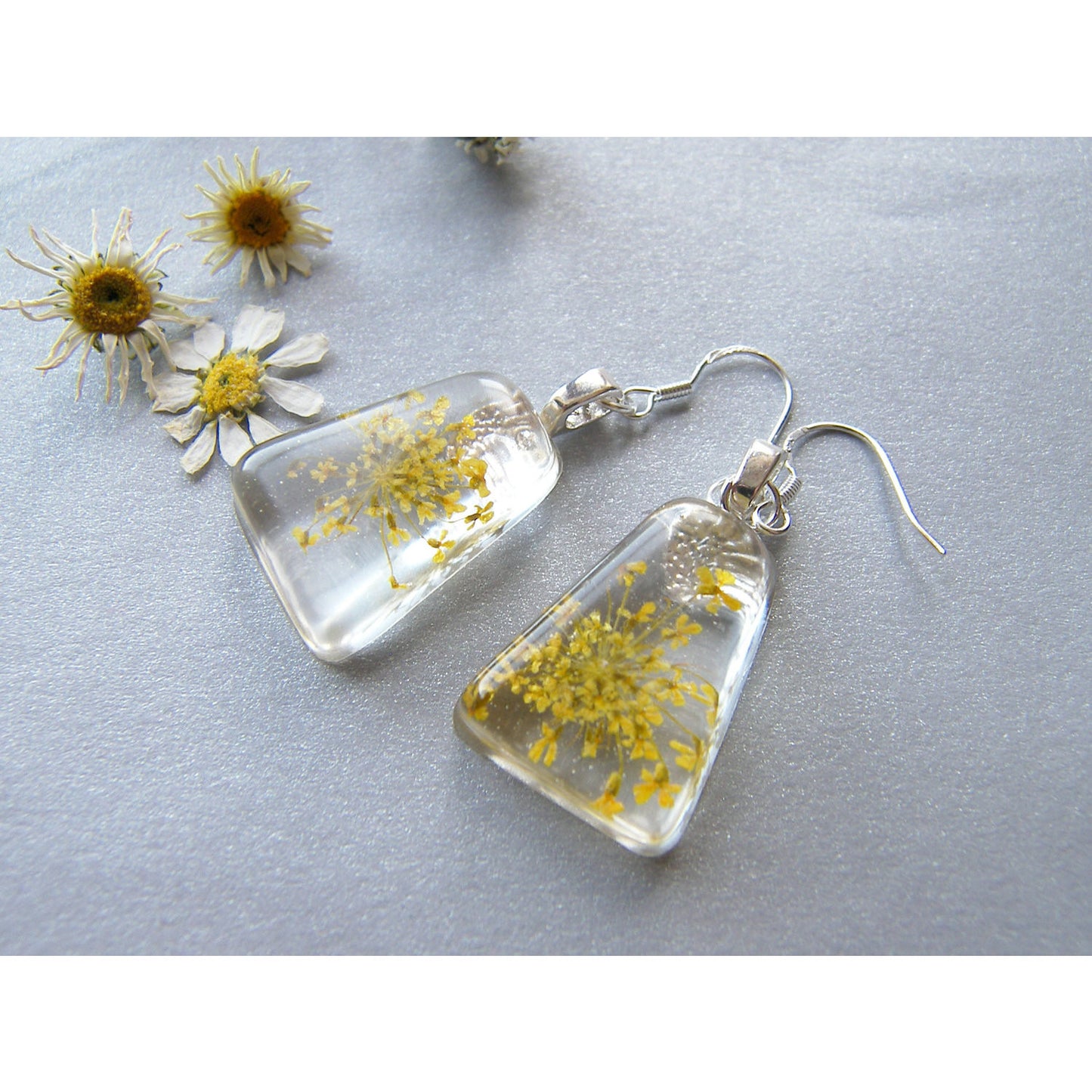 Yellow Flower Earrings, Resin Earrings, Yellow Lace Earrings, Pressed Flower Jewelry, Bridesmaid Gift, Nature Earrings, Christmas Gift