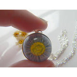 Daisy Necklace, Pressed Flower Jewelry, Resin Jewelry, Real Flower Necklace, Resin Flower Necklace