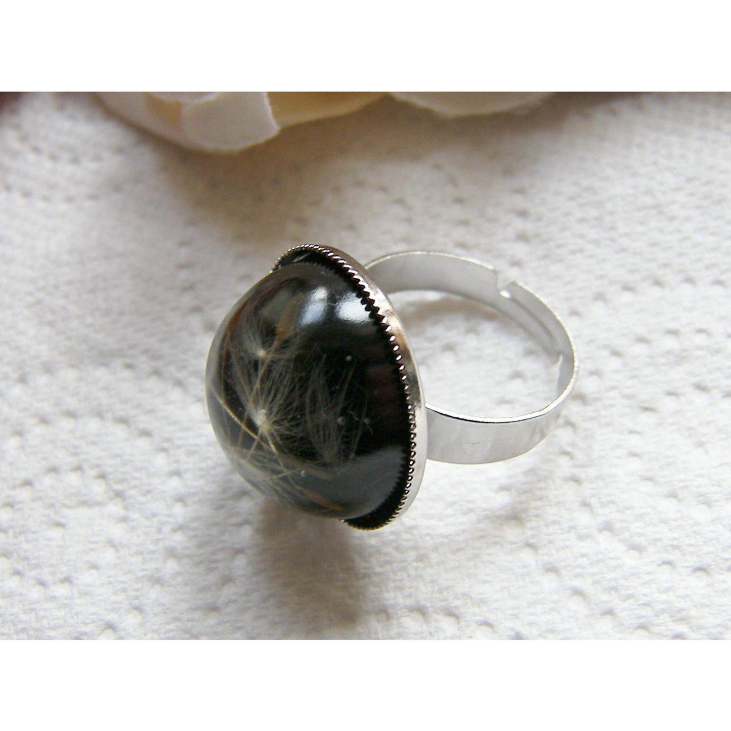 Real Dandelion Seeds Ring, Black Resin Ring, Nature Specimen, Make a Wish, Eco Friendly