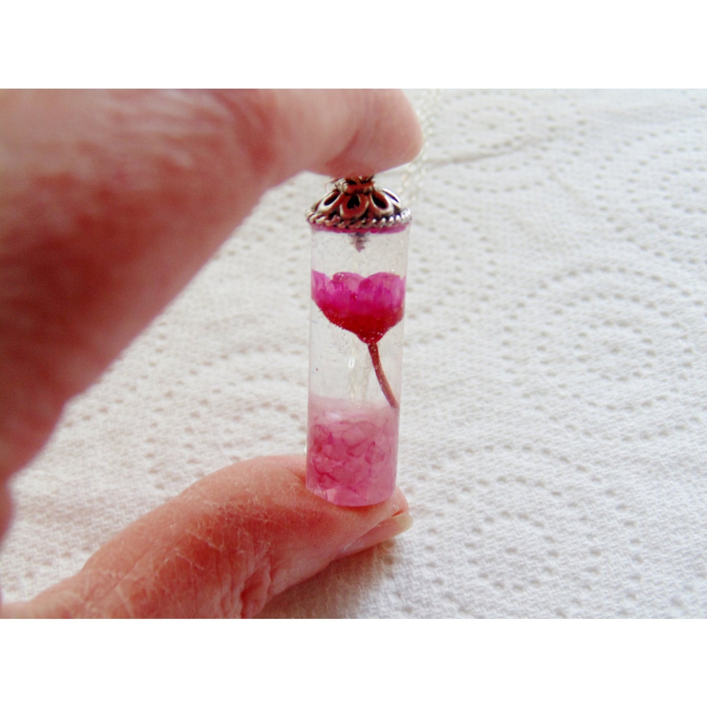 Daisy Necklace, Rose Quartz and Daisy Pendant, Pink, Eco Friendly, Real Flower Pendant, Unique Resin Necklace