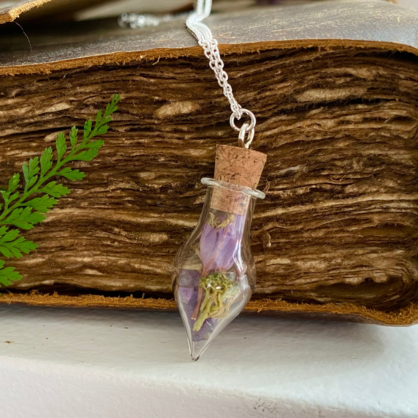 The Serenity Vial – Amethyst & Sea Lavender
