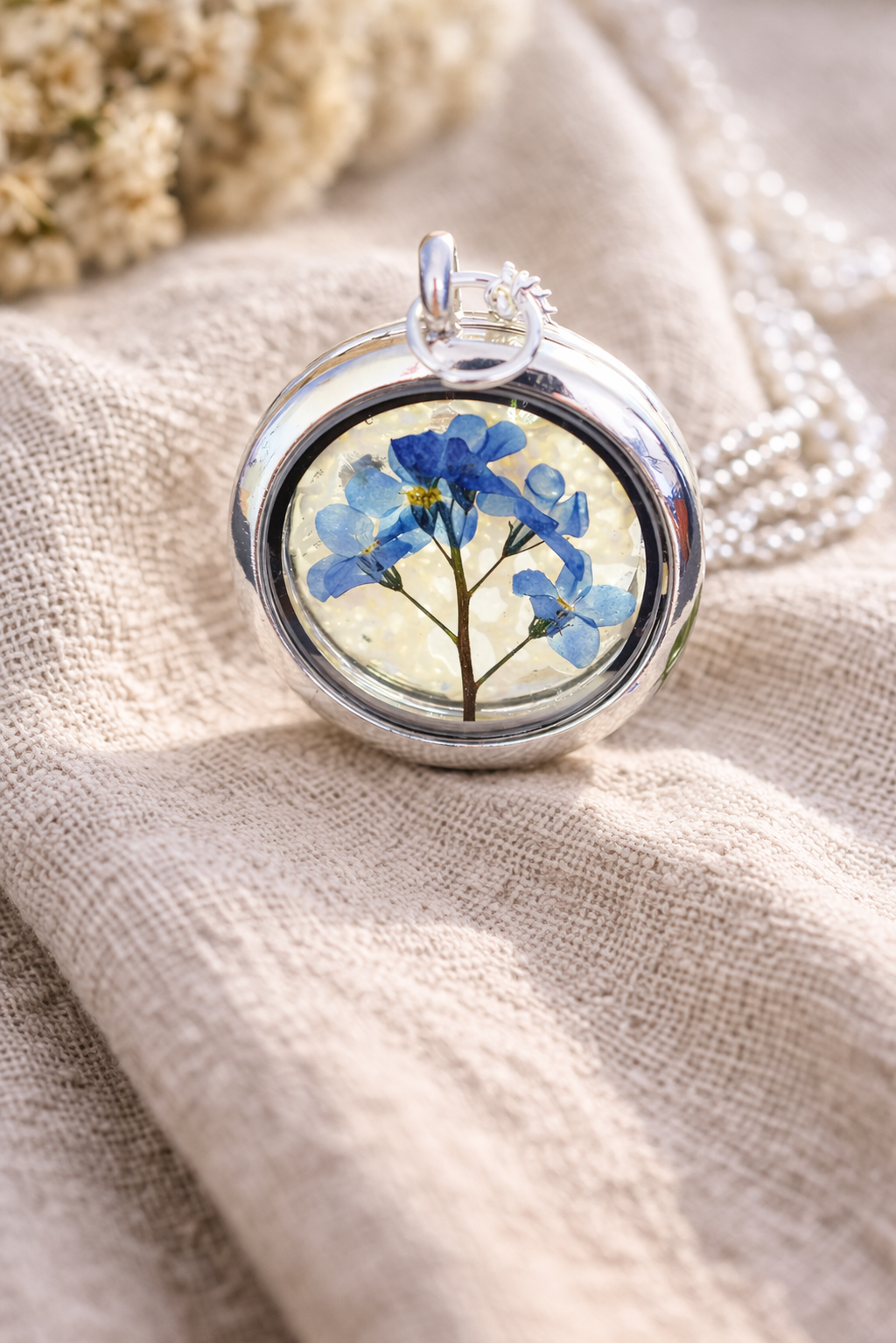 Forget me Not Necklace, Locket Necklace, Pressed Flower Necklace, Bridesmaid Jewelry, Remembrance Gift, Jewelry for Women