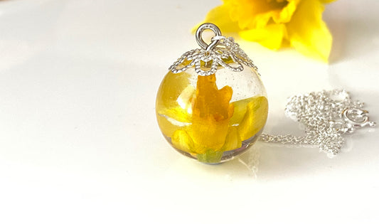 Daffodil Necklace, March Birthflower