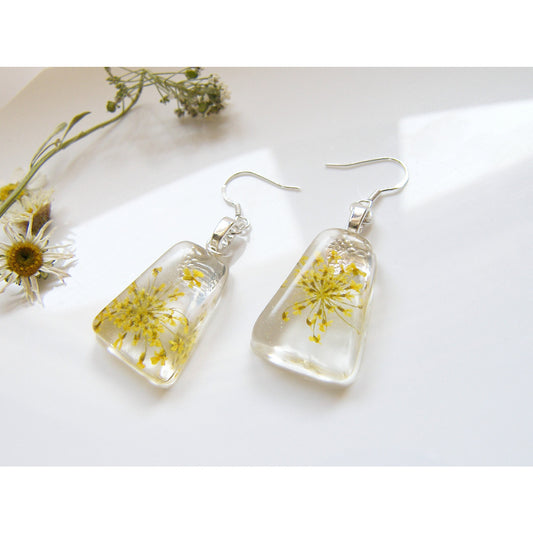 Yellow Flower Earrings, Resin Earrings, Yellow Lace Earrings, Pressed Flower Jewelry, Bridesmaid Gift, Nature Earrings, Christmas Gift
