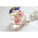 Daisy Necklace, Resin Flower Globe Pendant, Eco Friendly, Real Flower Pendant