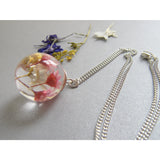 Daisy Necklace, Resin Flower Globe Pendant, Eco Friendly, Real Flower Pendant
