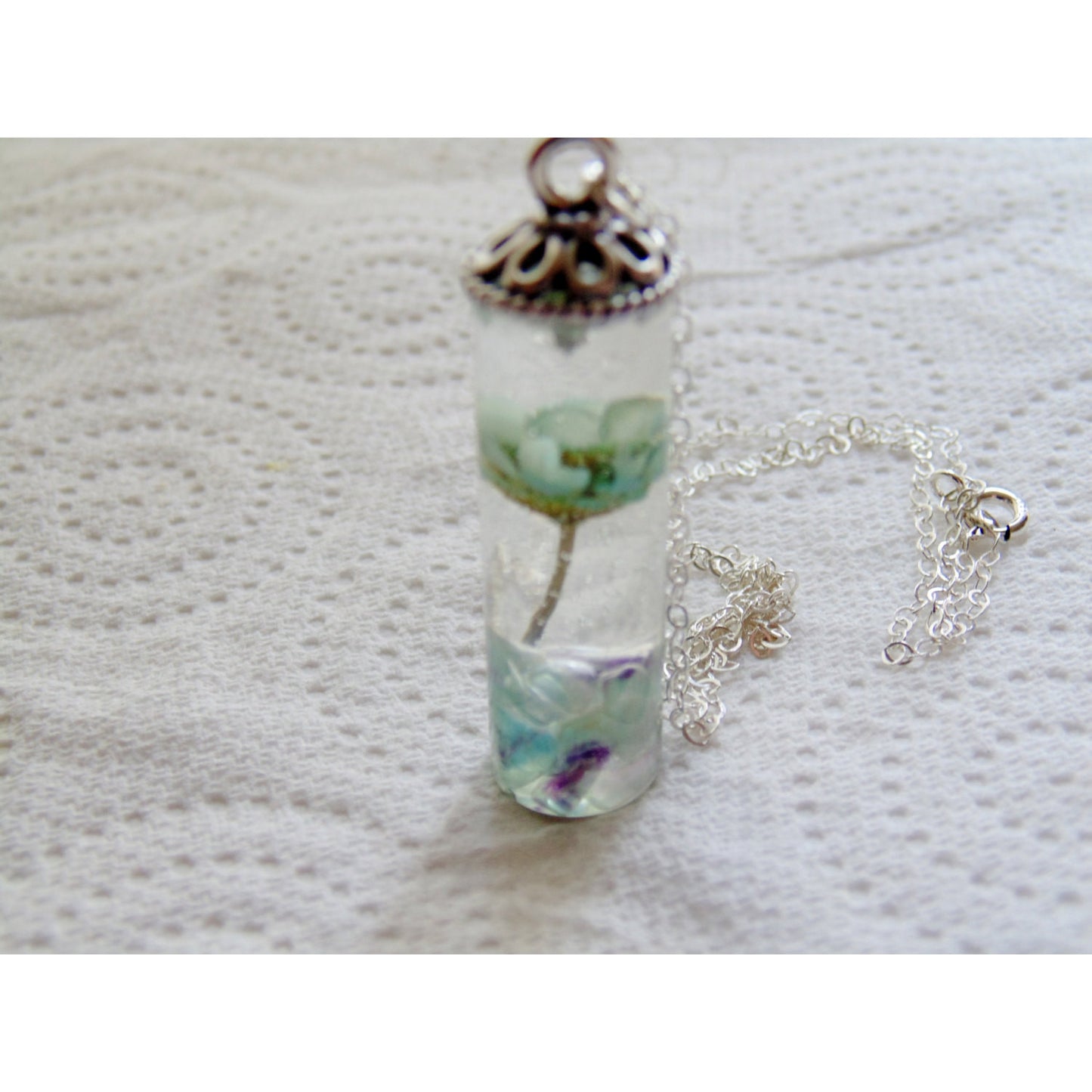 Daisy Necklace, Real Flower Jewllery, Eco Friendly, Real Flower Pendant, Gift for Her, Resin Jewelry, Girlfriend, Wife, Mother