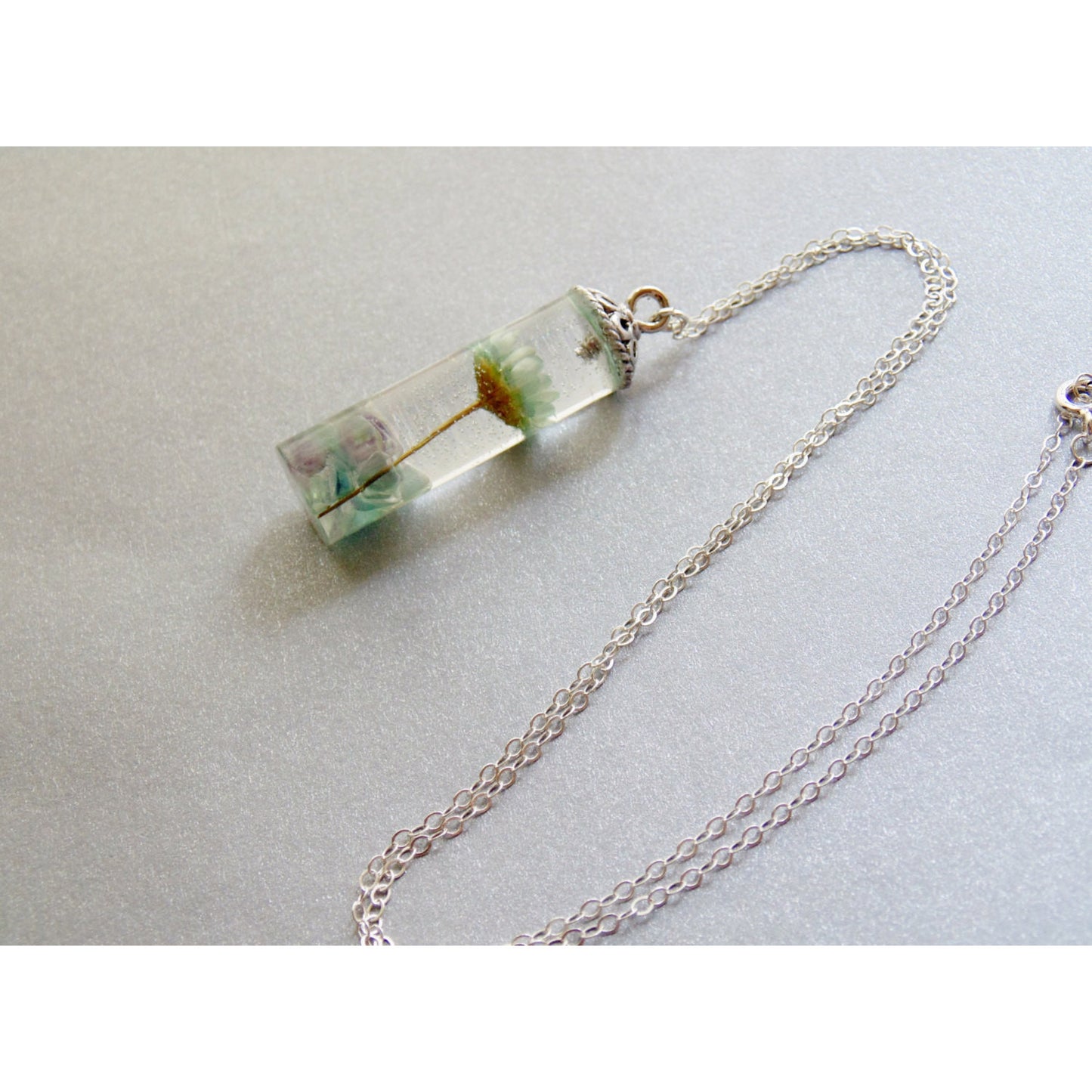 Daisy Necklace, Real Flower Jewllery, Eco Friendly, Real Flower Pendant, Gift for Her, Resin Jewelry, Girlfriend, Wife, Mother