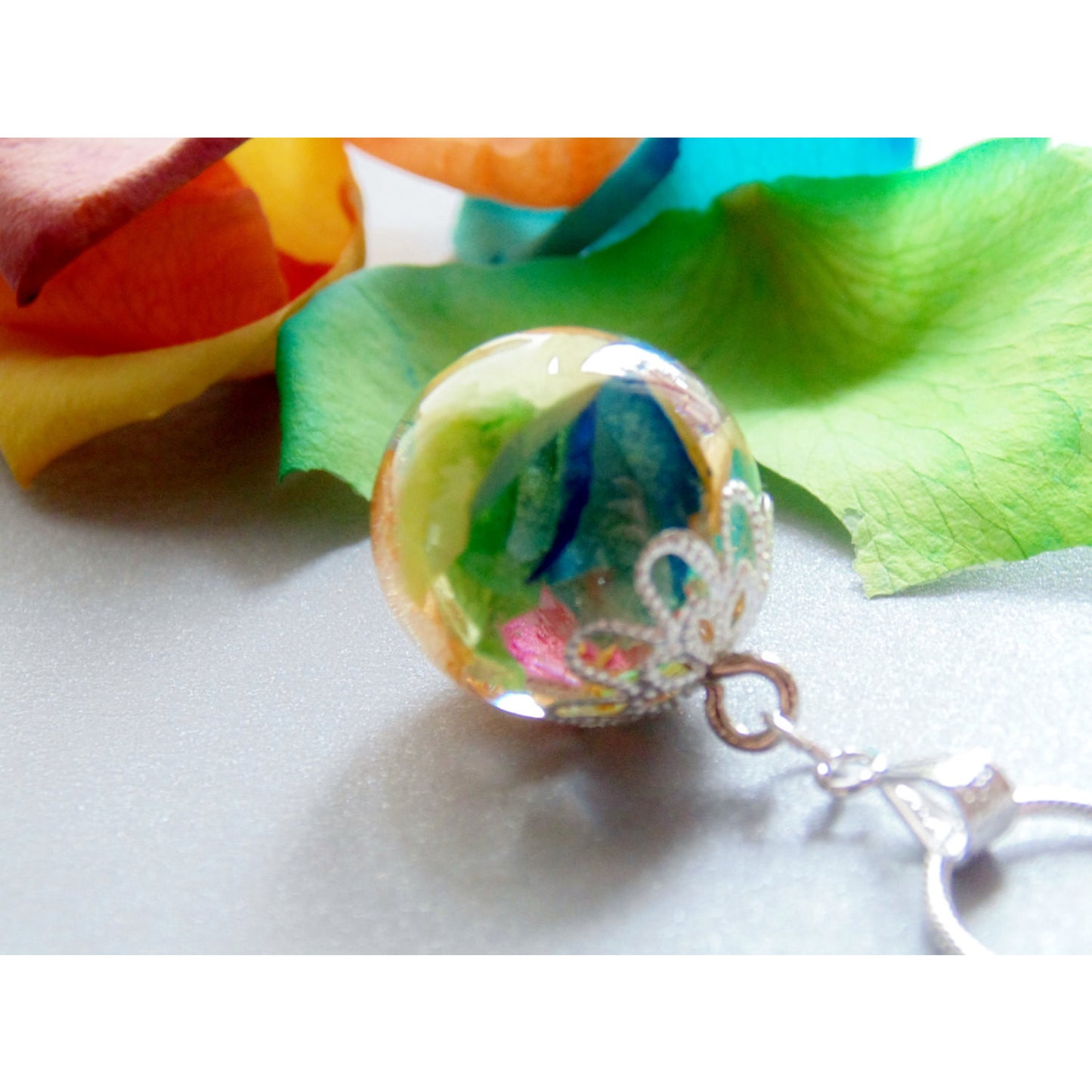 Rose Petal Necklace, Resin Pendant, Flower Necklace, Botanical Jewelry, Bridesmaid Gifts, Gift for Women