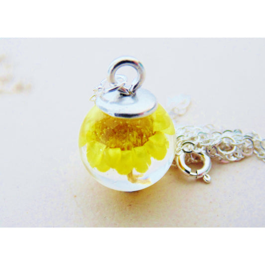 Daisy Necklace, Dainty Daisy Necklace, Tiny Resin Orb, Nature Necklace, Botanical Jewelry, Yellow Daisy